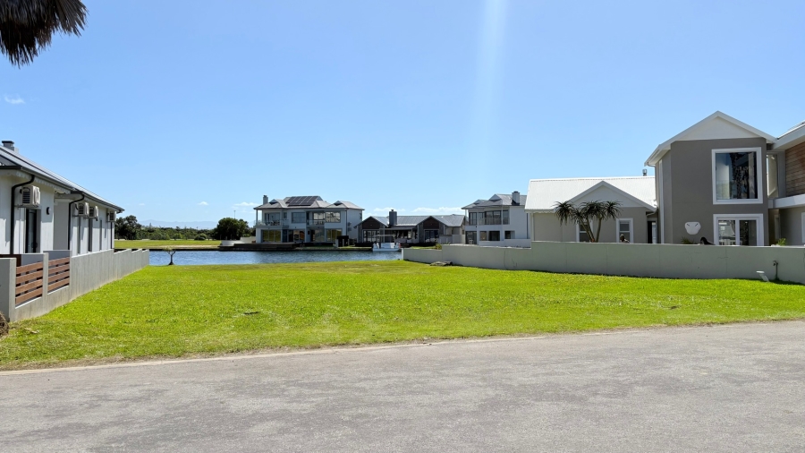 0 Bedroom Property for Sale in Marina Martinique Eastern Cape